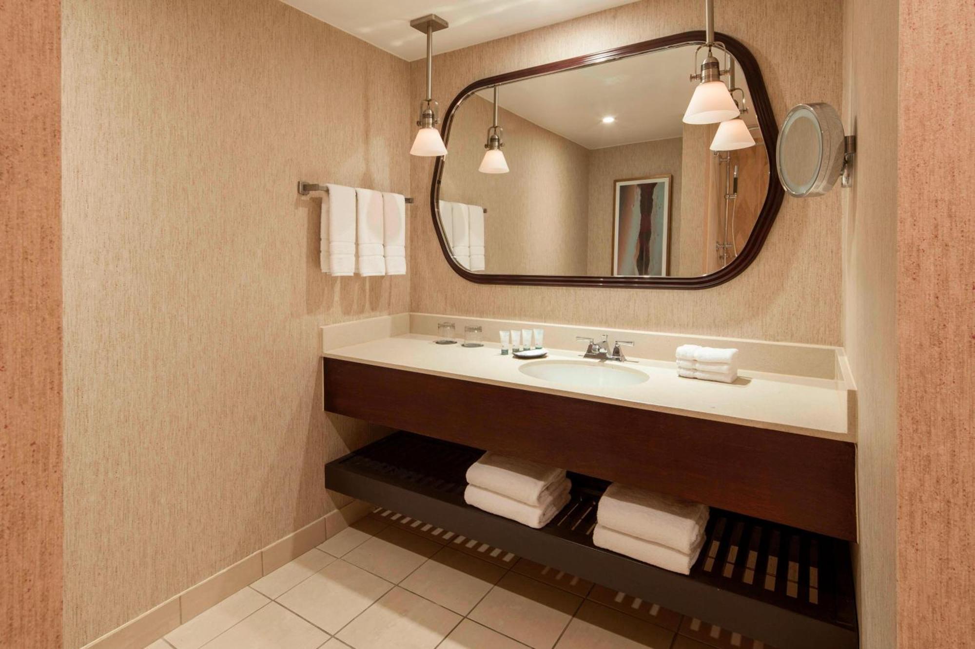 Hotel The Westin Southfield Detroit Esterno foto
