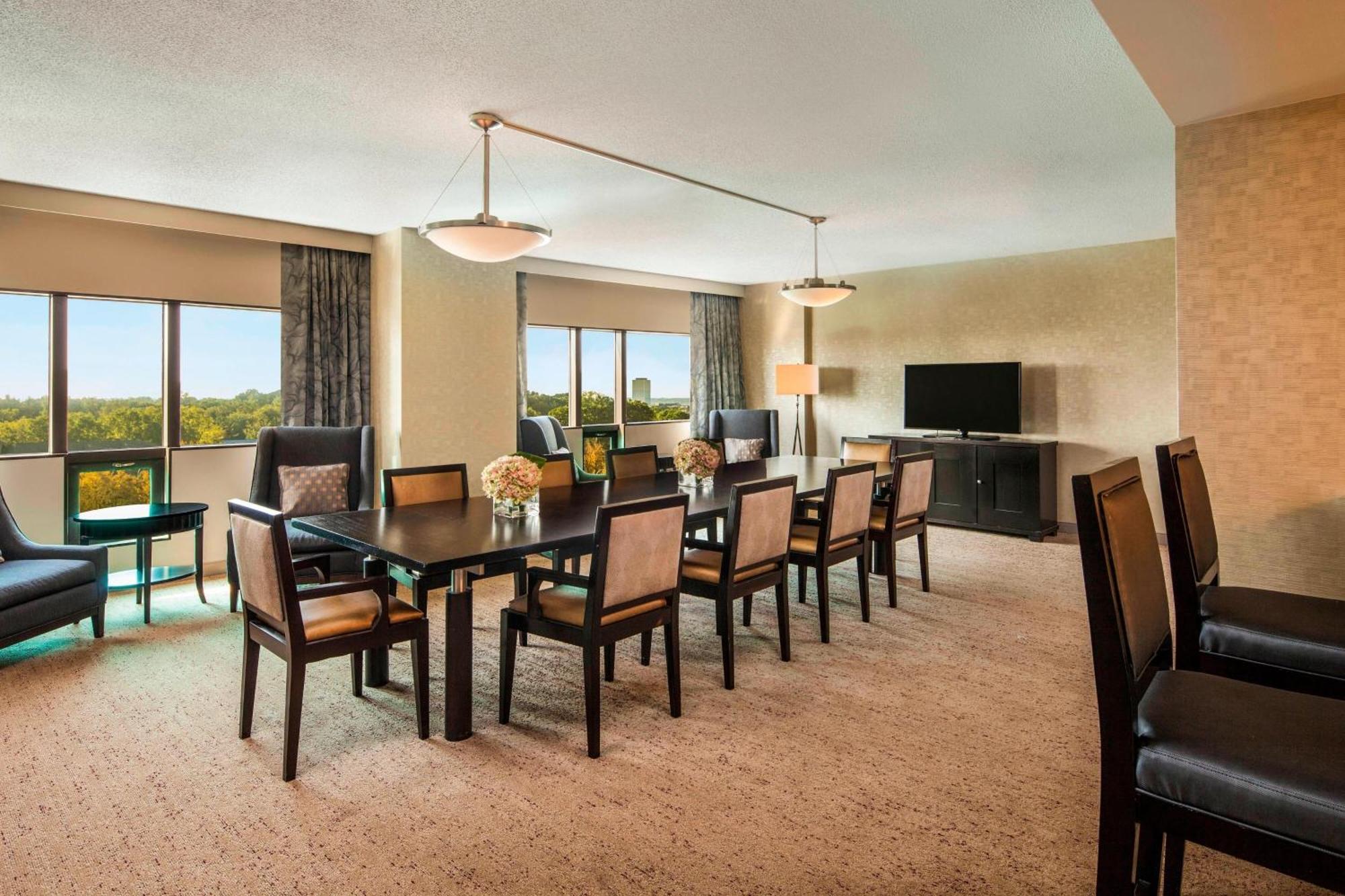 Hotel The Westin Southfield Detroit Esterno foto